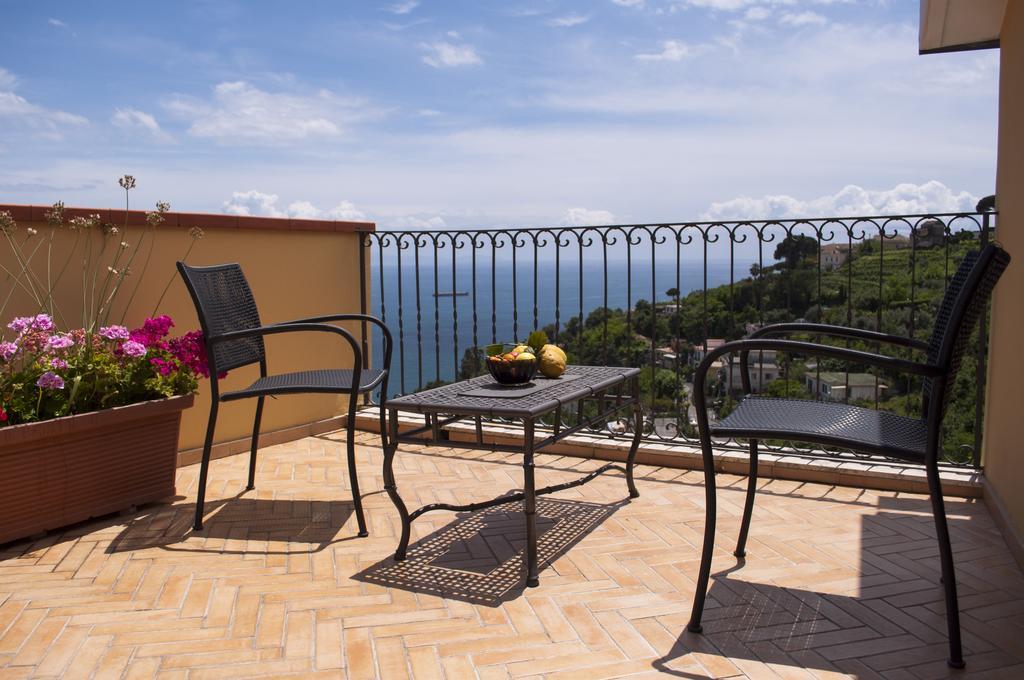 Residence Zelzar Vietri Bagian luar foto