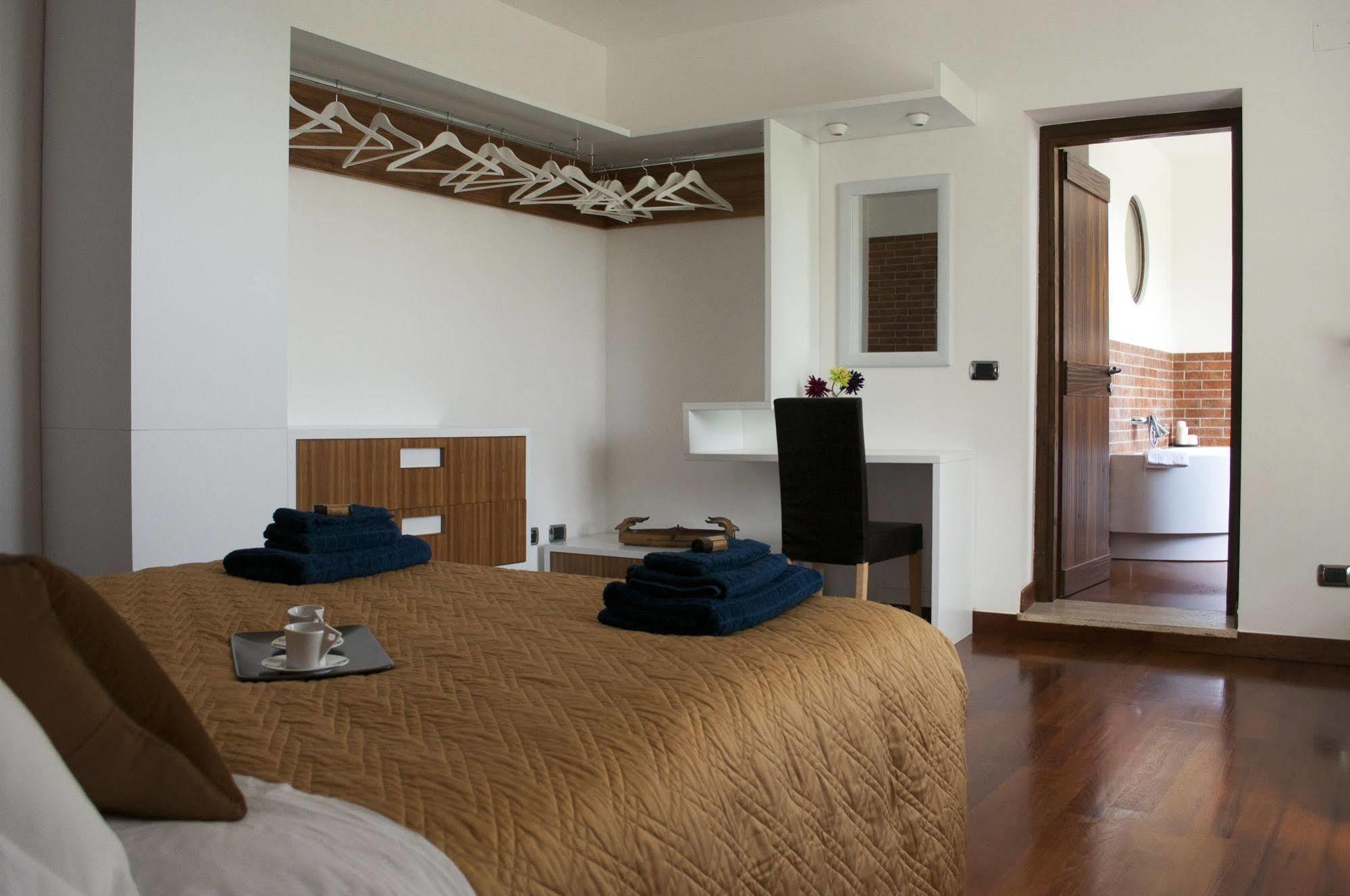 Residence Zelzar Vietri Bagian luar foto